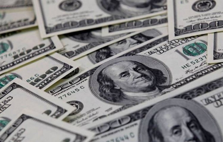 Dólar acelera queda após falas de Campos Neto