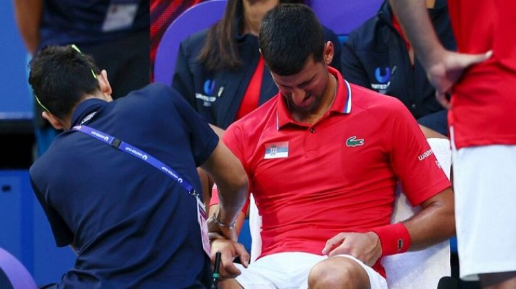 Novak Djokovic fora de Roland Garros: entenda a lesão que também pode tirar tenista das Olimpíadas