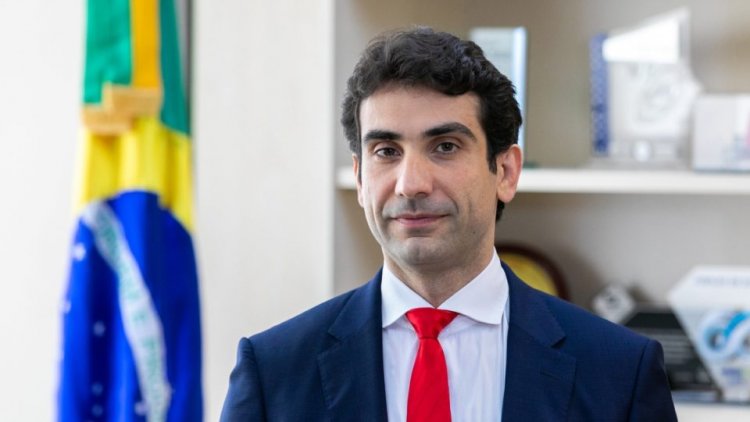 Gabriel Galípolo é o novo presidente do Banco Central após passar por sabatina