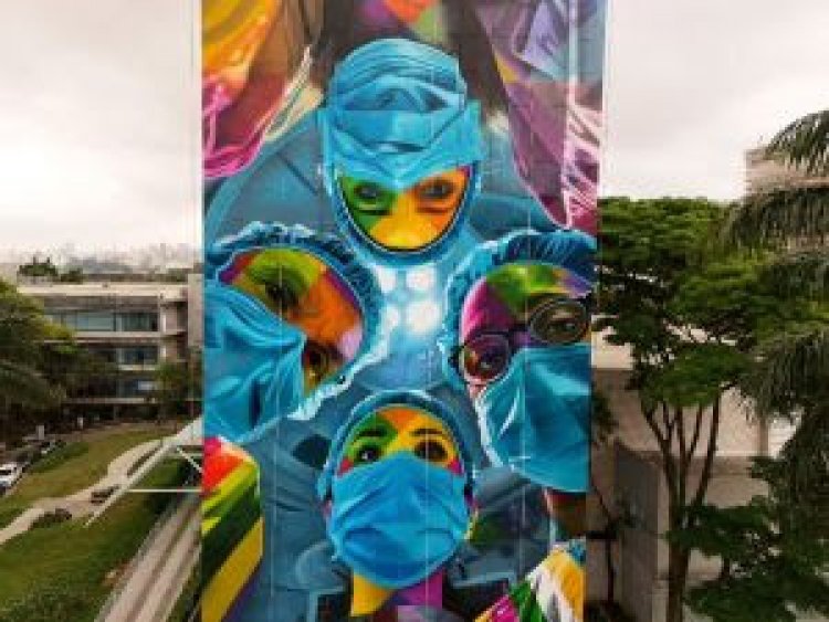 Hospital Edmundo Vasconcelos comemora 75 anos com mural do artista Kobra